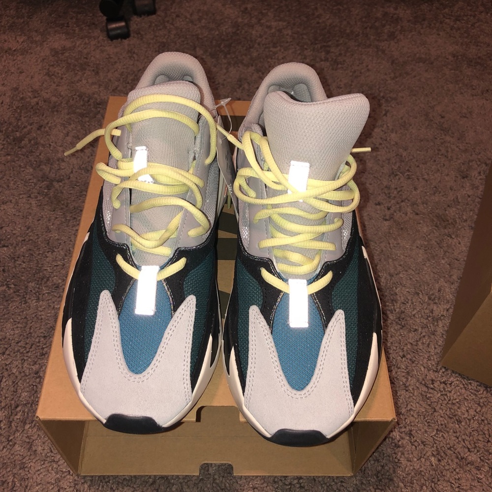 Yeezy Boost 700